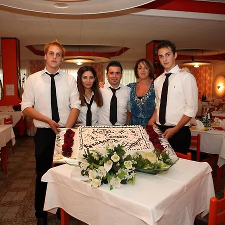 Hotel Venezia E La 3*