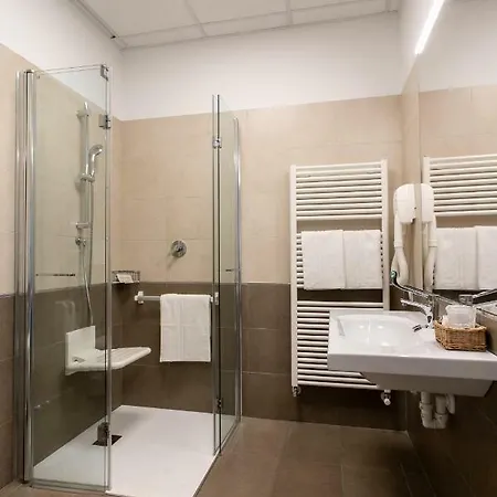 Hotel Venezia E La 3*